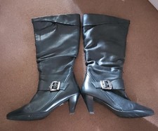 Black boots heel for sale  WEST WICKHAM