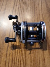 Carretel Abu Garcia Baitcaster 5501-C3 LH comprar usado  Enviando para Brazil