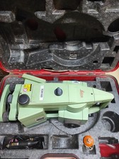 Robotic total station d'occasion  Expédié en Belgium