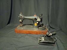 Antique singer portable d'occasion  Expédié en Belgium