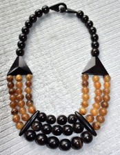Colar Maybe Monies Multi Strand Horn Bib contas marrons douradas para preto comprar usado  Enviando para Brazil