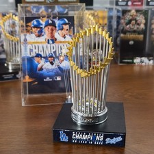 2024 LA Dodgers MLB World Series Championship Trophy com vitrine comprar usado  Brasil 