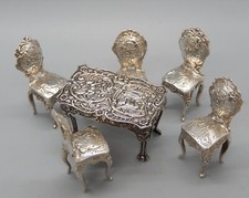 Mesa de jantar e cadeiras vintage alemã Hanau prata esterlina miniatura para casa de bonecas comprar usado  Enviando para Brazil
