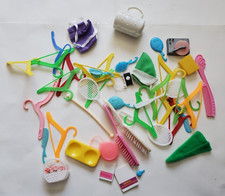 Acessórios vintage da Barbie - Raquete de tênis, cabides, pincéis, espelho - Anos 60/70? comprar usado  Enviando para Brazil