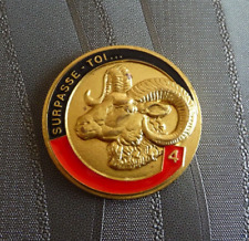Military badge table d'occasion  Expédié en Belgium