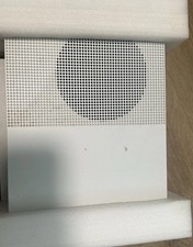 Xbox one 500gb d'occasion  Expédié en Belgium