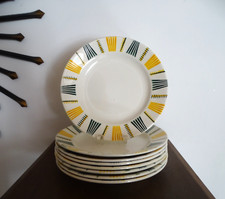 Assiettes plates vintage d'occasion Assiettes plates vintage d'occasion  Gondreville