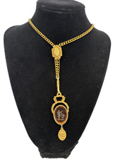 Usado, Colar Goldette corrente tom dourado com ajustador vidro âmbar Itaglio Cameo 30" comprar usado Usado, Colar Goldette corrente tom dourado com ajustador vidro âmbar Itaglio Cameo 30" comprar usado  Enviando para Brazil