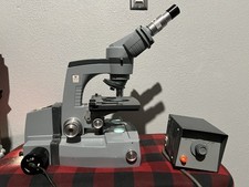 Usado, American Optical A.O. Microscópio vintage composto 20-A com fonte de alimentação comprar usado  Enviando para Brazil