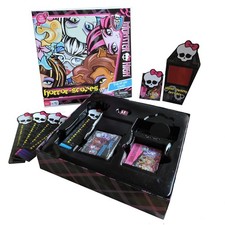 Jogo de cartas multiplayer Monster High Horror Scopes comprar usado  Enviando para Brazil