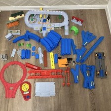 Gran Lote de Juego de Tren Plarail Usado con Pistas y Accesorios para Niños segunda mano  Embacar hacia Mexico