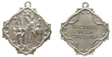 Triu medaglia religiosa usato  Brescia