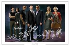 Impressão fotográfica autografada do elenco de programa de TV Criminal Minds A5 comprar usado  Enviando para Brazil