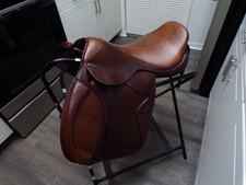 Beautiful comfortable mtl for sale  Wellington