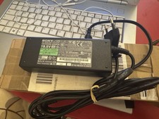 Alimentatore sony vaio usato  Pistoia