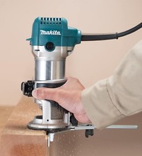 Makita rt0702cx4 4inch for sale  BRADFORD