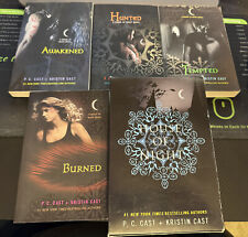 House Of Night 4 Book Box Set Hunted Tempted Burned Awakened Paperback Books comprar usado  Enviando para Brazil