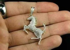 Pingente Ferrari em forma de cavalo 14K dois folheados a ouro 2,90 quilates redondo criado em laboratório diamante comprar usado  Enviando para Brazil