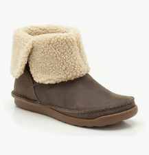 Clarks soft nubuck for sale  Shipping to Ireland