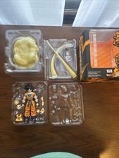 Figuarts son goku for sale  Industry