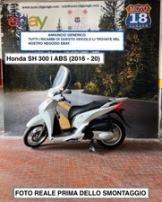 Sono disponibili ricambi usato  Italia
