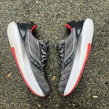 US10.5 Wide Saucony Echelon 9 masculino carvão céu vermelho S20766-20 comprar usado  Enviando para Brazil