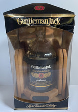 Berço/balanço/despejador de madeira Gentleman Jack Daniels com garrafa vazia + RARO!! Caixa comprar usado  Enviando para Brazil