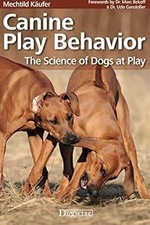 Canine Play Behavior: The Science of Dogs at Play, K�ufer, Mechtild, Used; Good  comprar usado  Enviando para Brazil