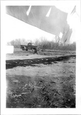 Foto vintage da década de 1930 Rural Americana Farm Dog Ford Chevy Dodge picape comprar usado  Enviando para Brazil