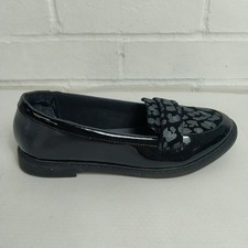 Clark women flat for sale  JOHNSTONE