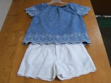 Shorts e blusa de cambraia infantil Gap para meninas com detalhes em ilhós - Tamanho. XL(12), usado comprar usado  Enviando para Brazil