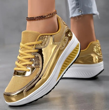Scarpe donna sneakers usato  Monte Urano
