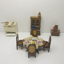 Vintage Cozinha Casa De Boneca E Fogão De Mesa De Jantar Cadeiras Armário Mesa Lateral Ler comprar usado  Enviando para Brazil
