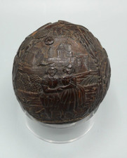 Noix coco sculptée d'occasion  Theix