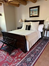 Mahogany queen sleigh for sale  Minneapolis