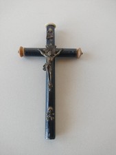 crocifisso metallo usato crocifisso metallo usato Deliceto