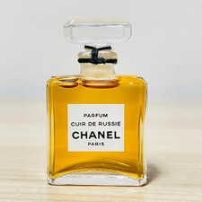 Chanel cuir russie d'occasion  Expédié en Belgium