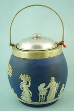 Wedgwood jasperware staffordsh usato  Roma