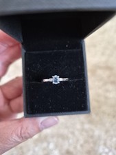H.samuel white gold for sale  PETERLEE