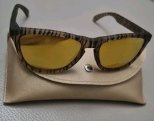 Occhiali sole unisex usato  Lodi