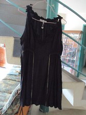 Robe noir macramé d'occasion  Bletterans