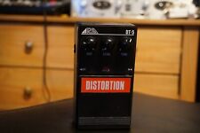 Aria 1980s distortion for sale  CARSHALTON