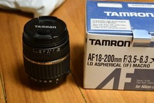 The tamron 200 d'occasion  Expédié en Belgium