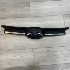 Grelha superior do radiador Ford Focus 2012-2014 fabricante de equipamento original comprar usado Grelha superior do radiador Ford Focus 2012-2014 fabricante de equipamento original comprar usado  Enviando para Brazil