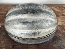 Molde antigo primitivo de pudim de pão cozido no vapor em estanho casca de sorvete padrão de melão, usado comprar usado  Enviando para Brazil