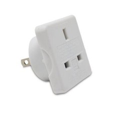 Universal travel adapter for sale  HARROW