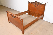 Antique victorian carved for sale  South Bend