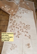 Coperta bicolor beige usato  Saviore dell'Adamello
