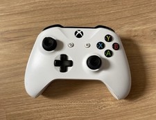 Manette fil xbox d'occasion  Saclas