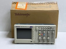 Usado, Tektronix TBS1102 osciloscópio digital Strage de dois canais 100MHz 1 GS/s comprar usado  Enviando para Brazil